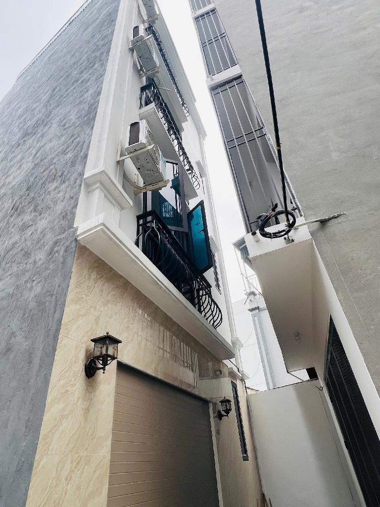 Bán nhà trung tâm di trạch , vào ở ngay và luôn